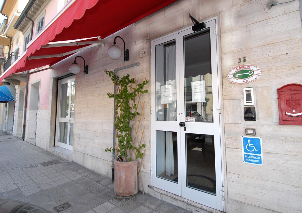 Hotel Luana Viareggio Eksteriør bilde